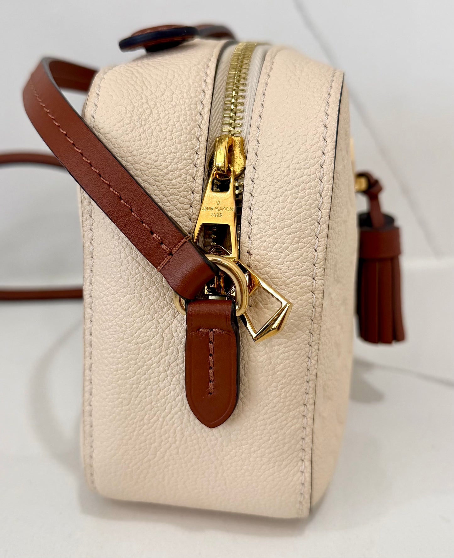 Saintogne Empreinte Cream