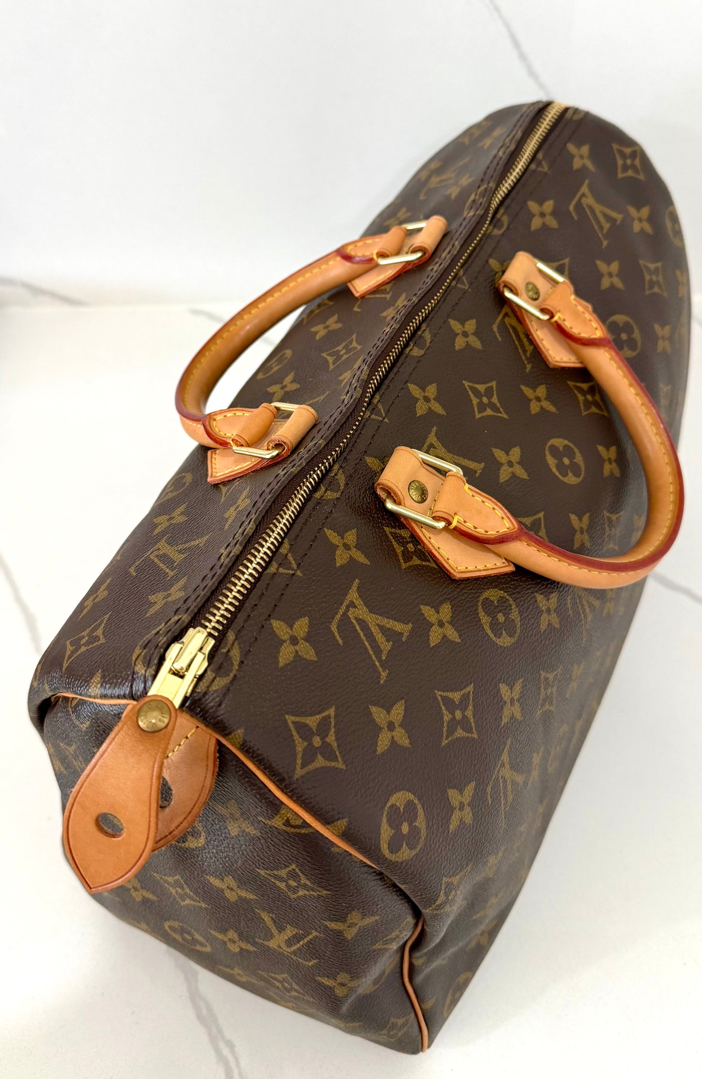 Speedy 35 Monogram