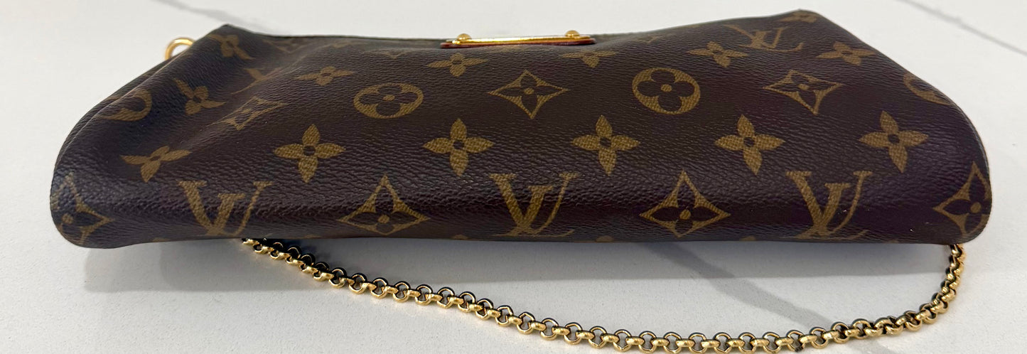 Eva Monogram