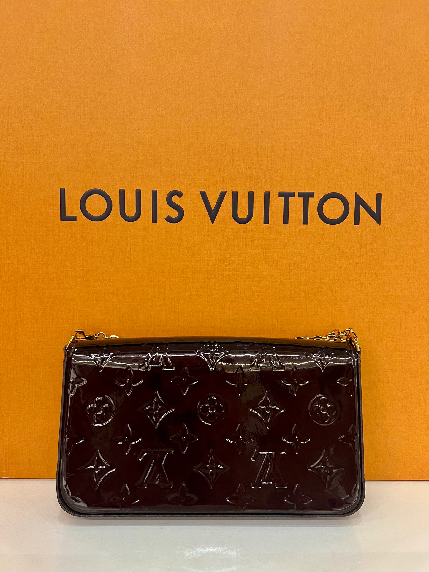 Felicie Pochette Vernis