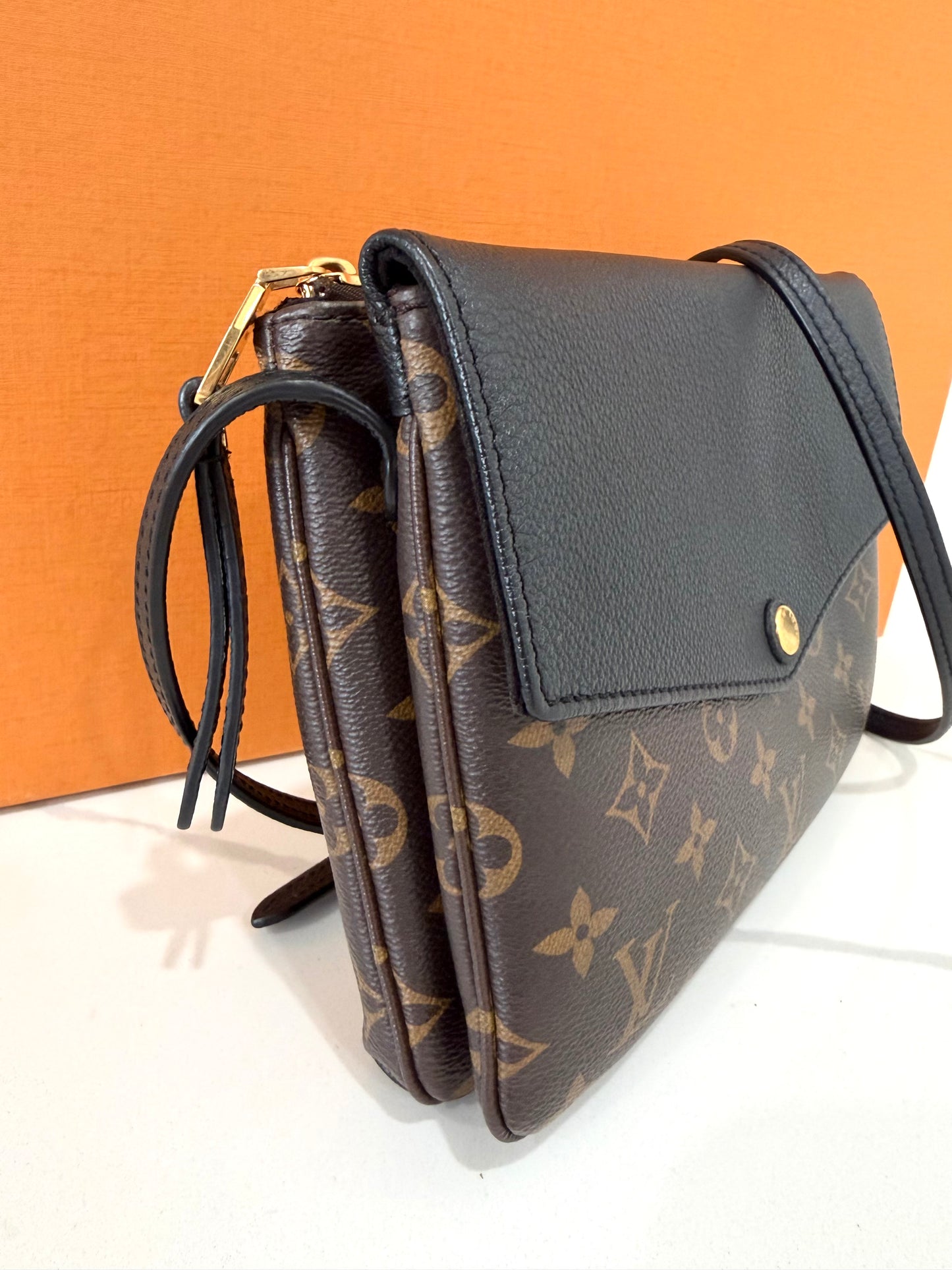 Twice Crossbody