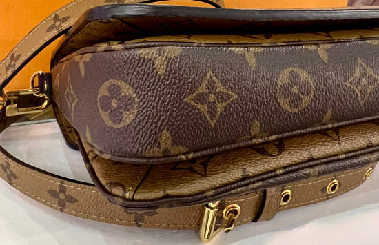 Metis Pochette Reverse